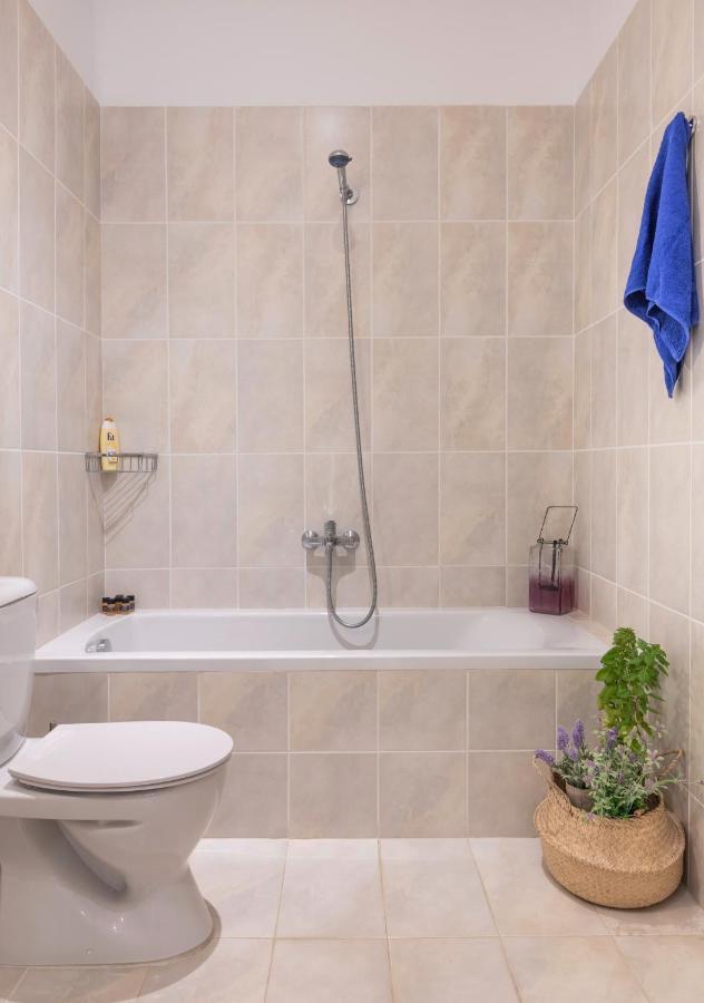 56 Luxury Aparthotel
